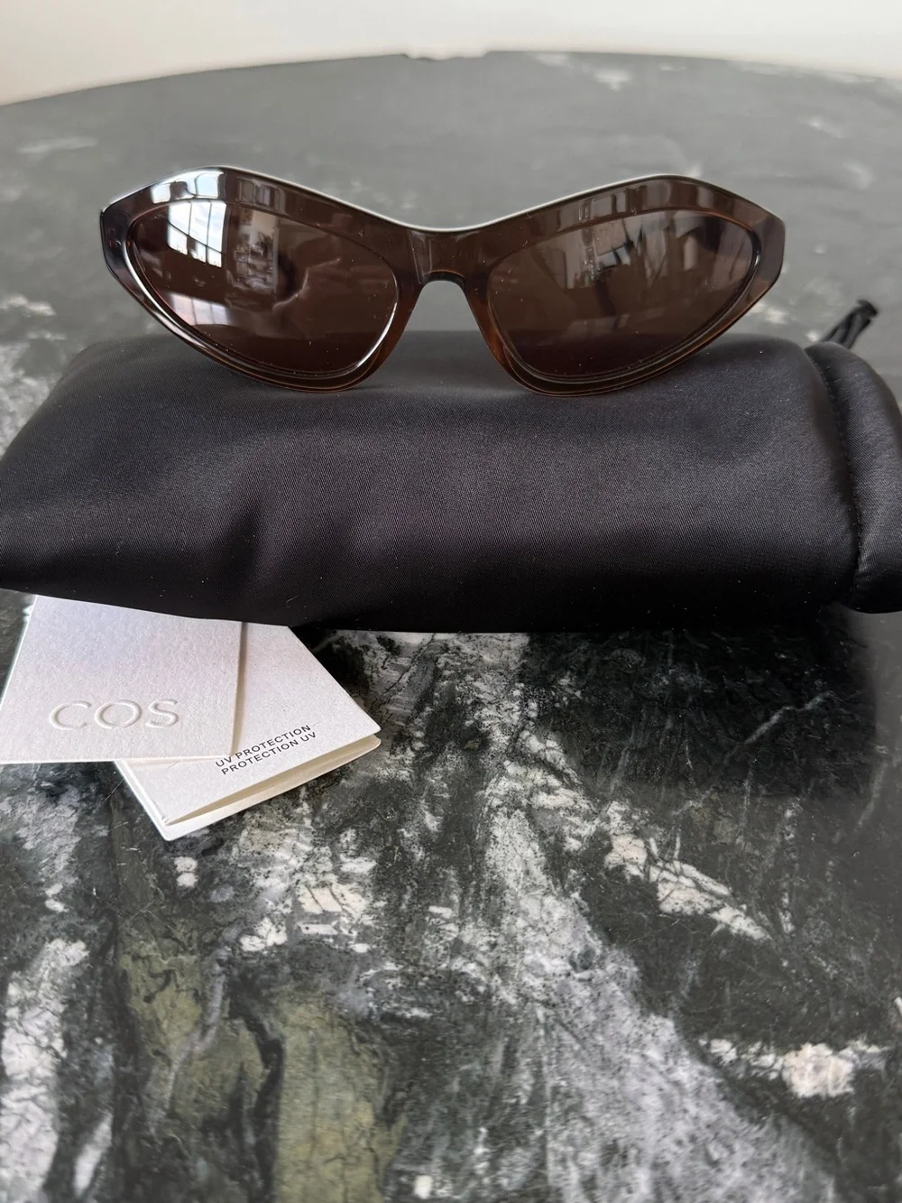 COS NWT Brown Cat-Eye Sunglasses